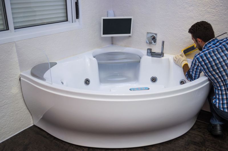 Top Bathtub Installation Companies in Lakewood, OH