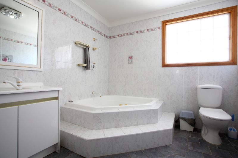 Top Bathtub Installation Companies in Medina, OH