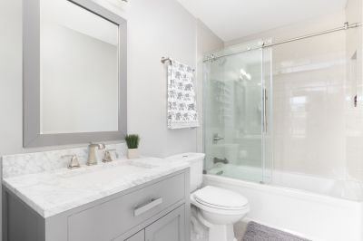 Top Bathtub Installation Companies in Sheffield Lake, OH